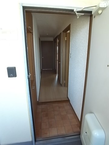 玄関　ゆったりとした玄関です