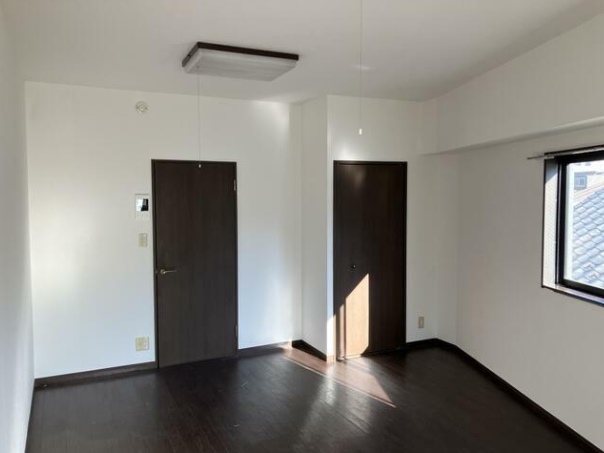 その他部屋・スペース　開放的な寝室です