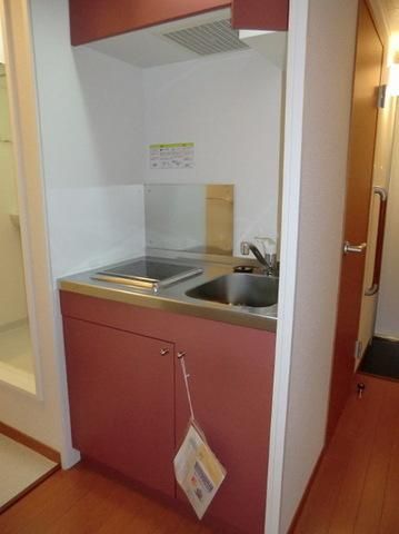 キッチン　電気コンロ付き