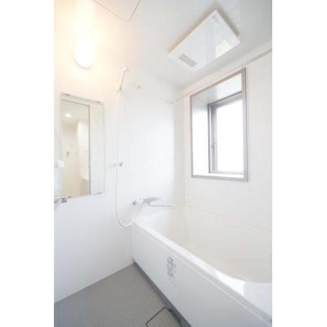 バス・シャワールーム　※写真は同タイプ住戸です。