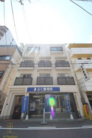 建物外観　ファミーユ河村