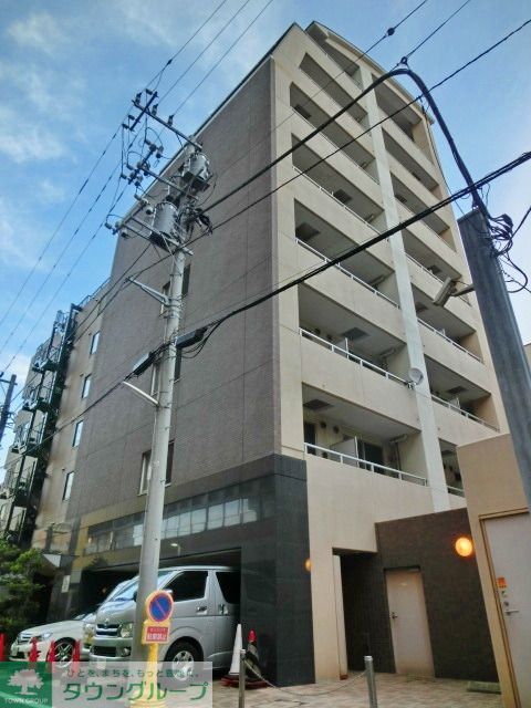 建物外観　スーパーやコンビニが近く、生活しやすい環境です
