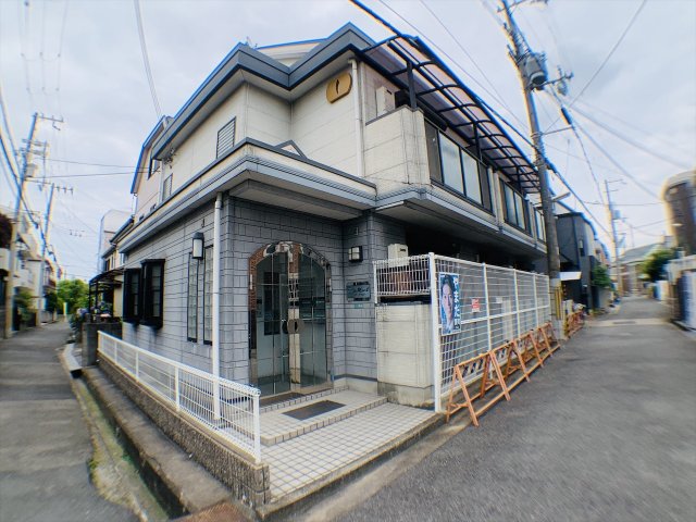 建物外観　オートロック付きで安心です！