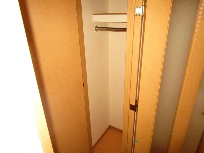 収納　大切な衣類を収納できるクローゼット