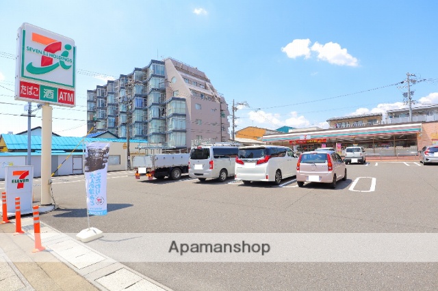 コンビニ　セブン－イレブン岐阜敷島町３丁目店（コンビニ）まで682m