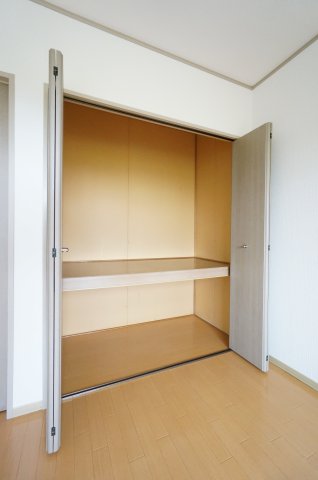 収納　※同物件、反転タイプの写真になります。