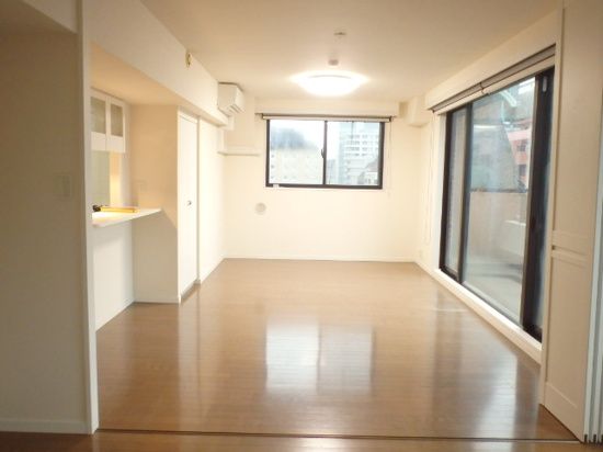 玄関　別部屋写真