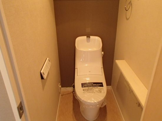 トイレ　別部屋写真