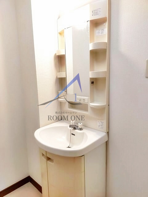 洗面設備　洗面台です。