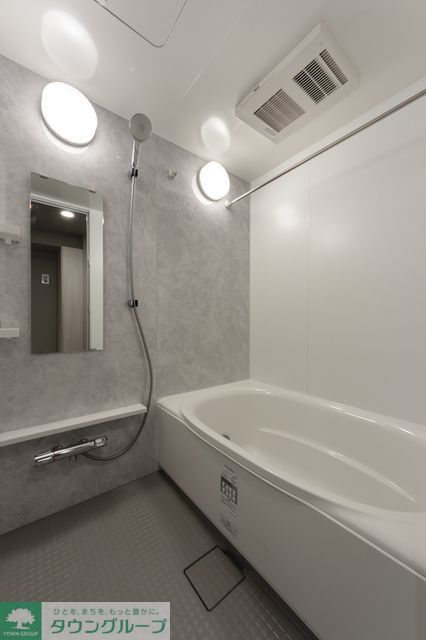 バス・シャワールーム　※写真は同タイプ住戸です。