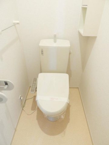 トイレ　コンパクトで使いやすいトイレです