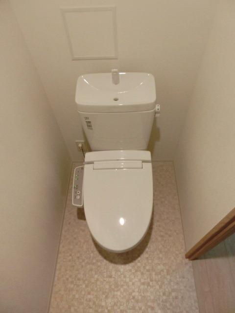 トイレ　※別部屋の参考写真です。
