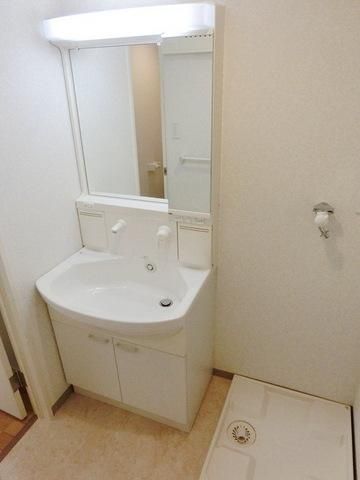 洗面設備　★お着替えバッチリ脱衣所★