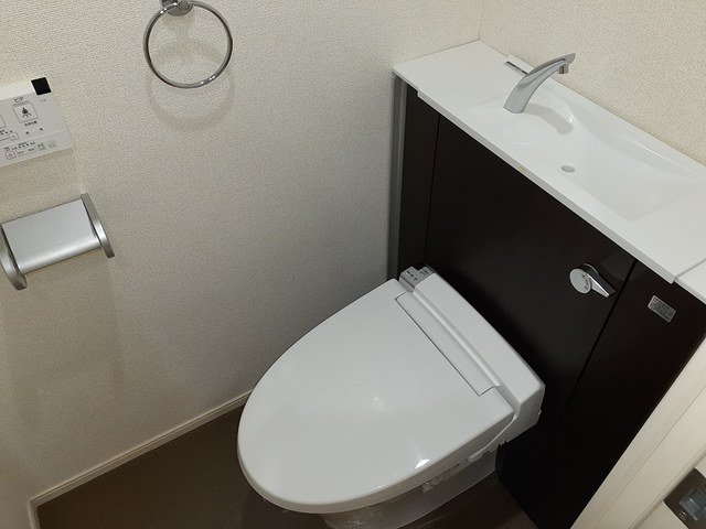 トイレ　シンプルで使いやすいトイレです