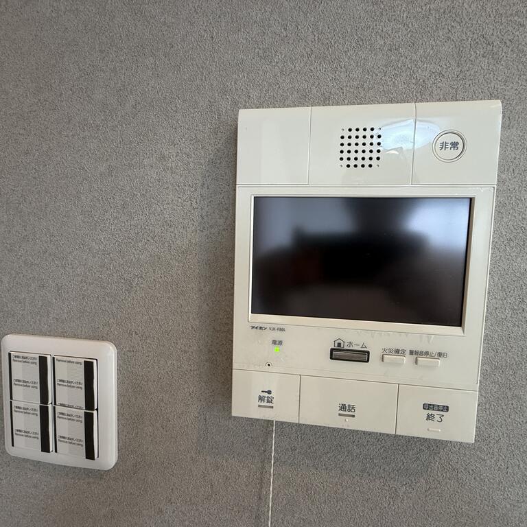 セキュリティ　モニター付きインターフォン親機