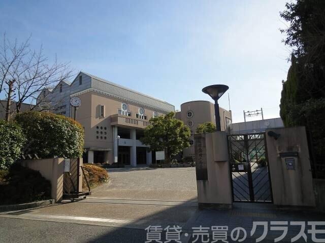 高校・高専　大阪府立三国丘高校（高校・高専）まで895m