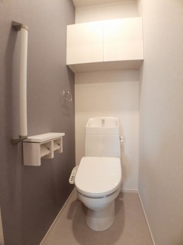 トイレ　トイレもきれいです