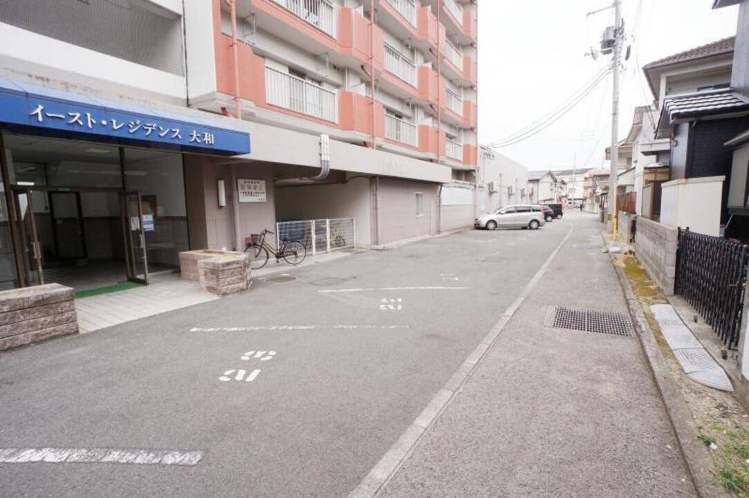 駐車場　駐車場