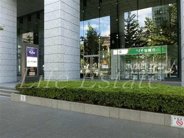 銀行　りそな銀行船場支店（銀行）まで383m