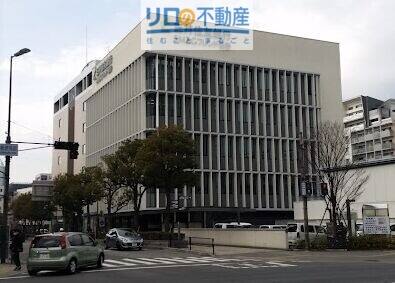 銀行　三井住友銀行　伊丹支店（銀行）まで389m
