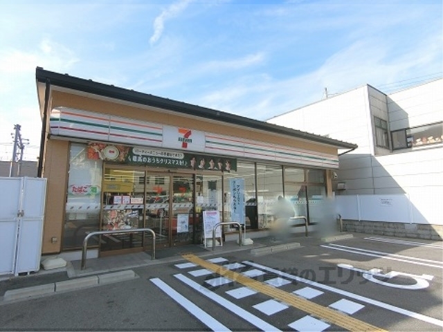 コンビニ　セブンイレブン京阪鳥羽街道駅前（コンビニ）まで200m