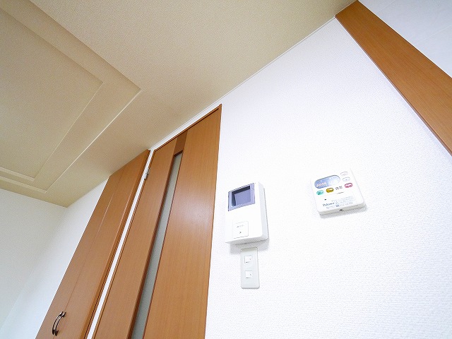 セキュリティ　モニターホンつき