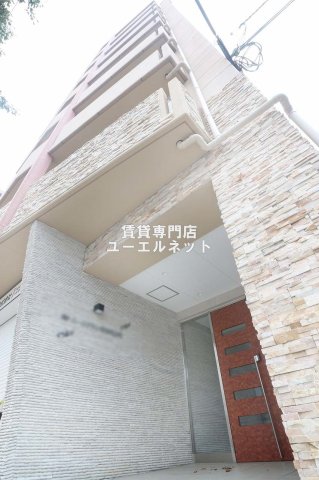 建物外観　シンプルで洗練されたデザインが毎日の暮らしに心地よさをプラス