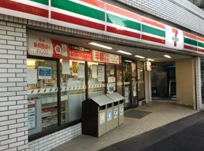 コンビニ　セブンイレブン魚籃坂店（コンビニ）まで275m