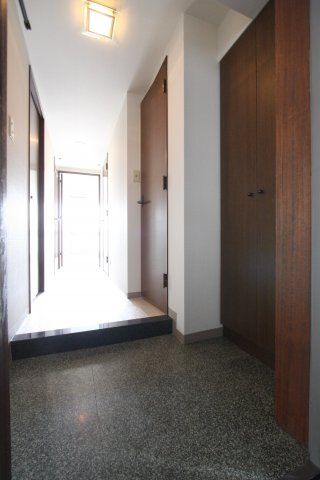 玄関　（別タイプ参考写真）藤和シティコープ新大塚II　豊島区東池袋5
