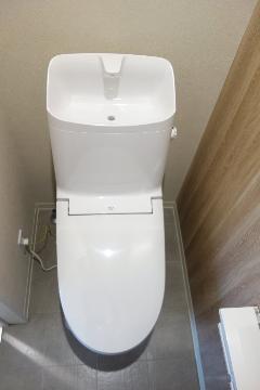 トイレ　トイレ