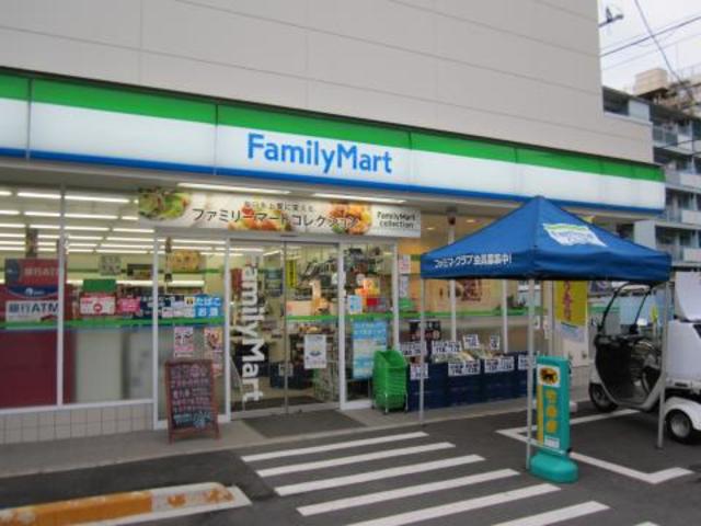 コンビニ　ファミリーマート板橋坂下三丁目店（コンビニ）まで728m