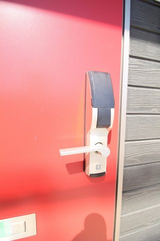 玄関　電子キー
