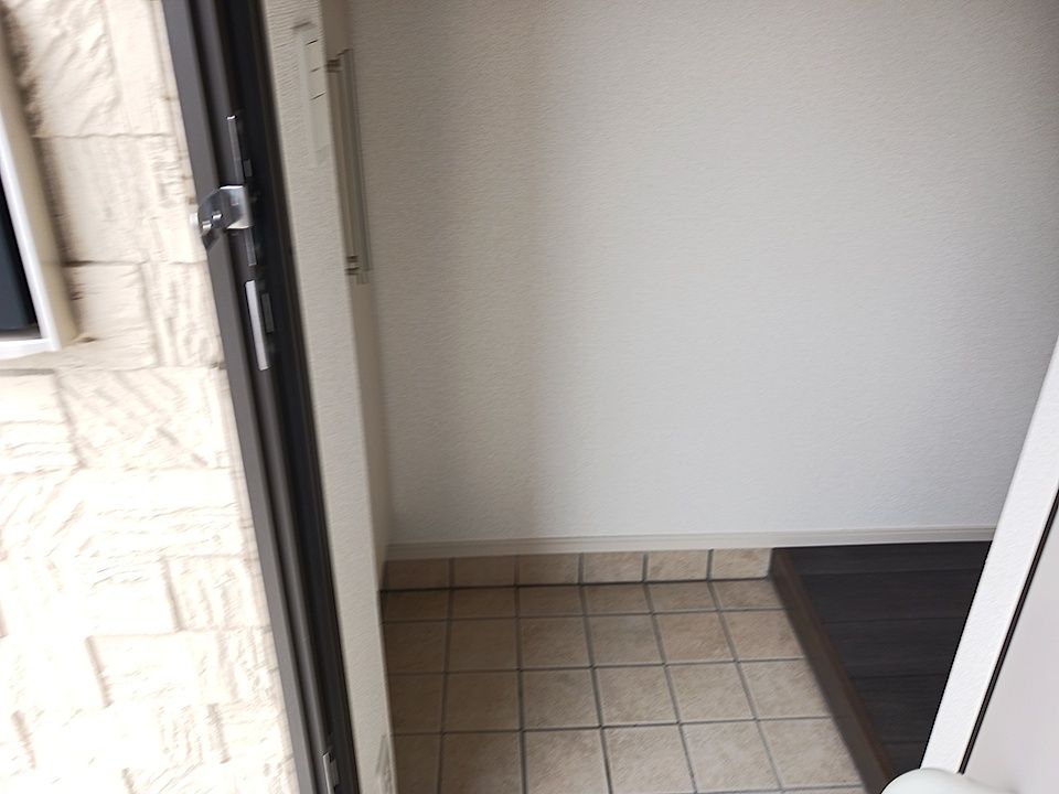 サニーシャトーIIの玄関写真