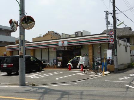 コンビニ　セブンイレブン 世田谷粕谷3丁目店（コンビニ）まで451m