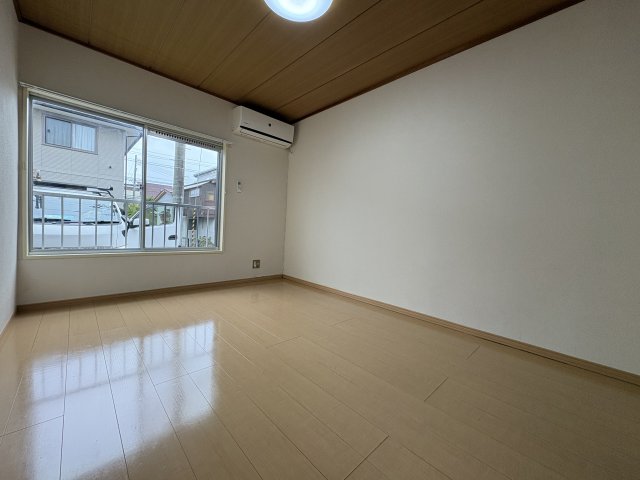 レジデンス桑原Aの居間写真