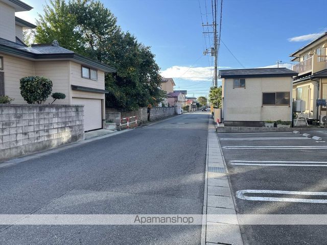 その他　前面道路（その他）まで0m