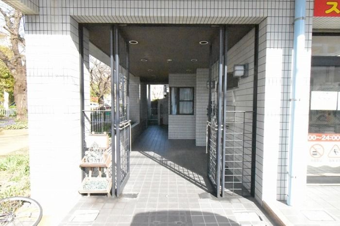 エントランス