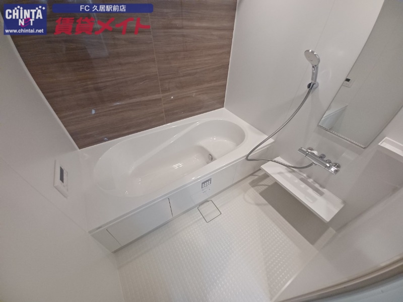 バス・シャワールーム　同型参考写真