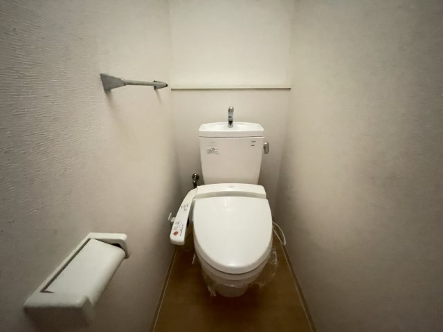 茜苑レジデンスのトイレ写真