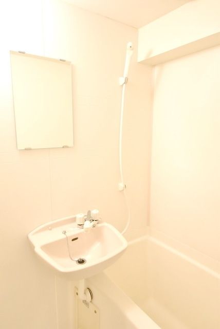 洗面設備　※別部屋のお写真です。