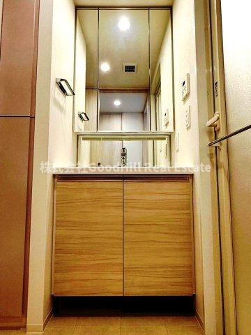 洗面設備　コンフォリア新大阪宮原Q