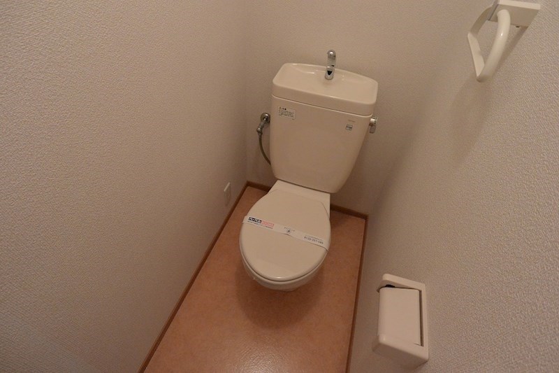 トイレ　トイレって何故か落ち着くスペースですね