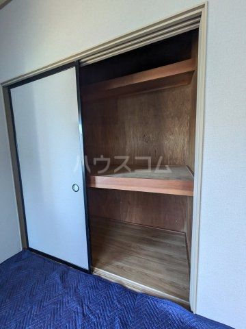 【フラットガーデンの収納】
