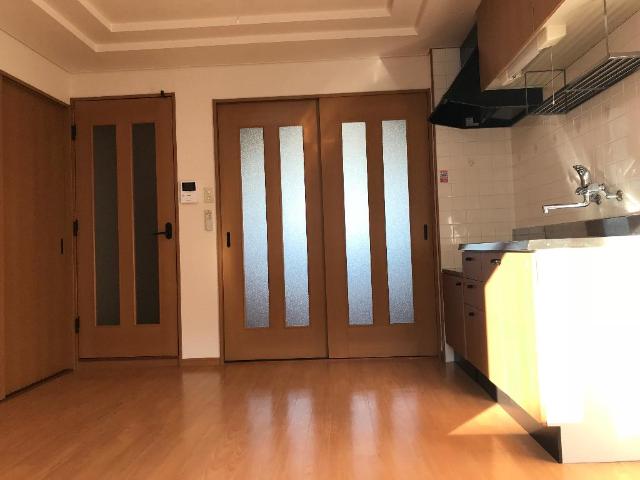 キッチン　ダイニングキッチン