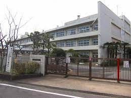 【潮ハイツの小学校】