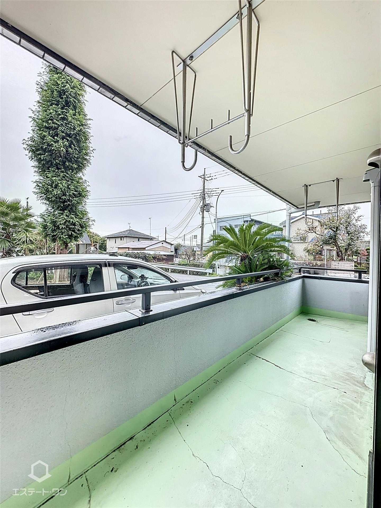 バルコニー　お布団も干せます☆