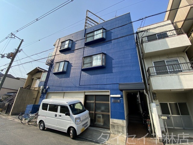 【守口市文園町のマンションの建物外観】