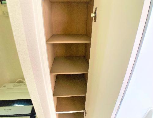 玄関　設備仕様は号室により異なる為、現況を優先とします。