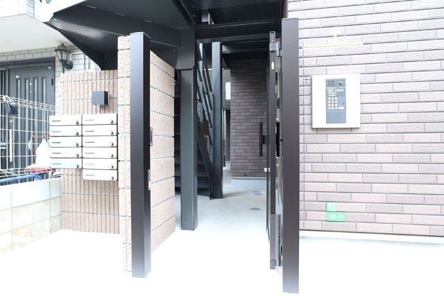 エントランス　エントランス