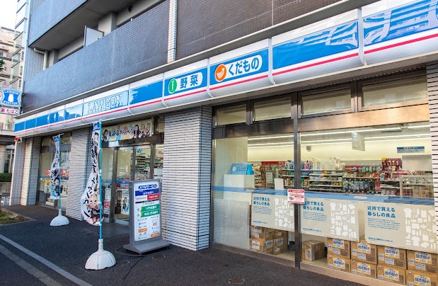 コンビニ　ローソン 東品川海岸通店（コンビニ）まで482m